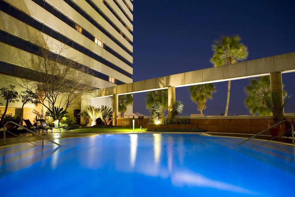 Intercontinental Johannesburg Sandton Towers, An Ihg Hotel エクステリア 写真