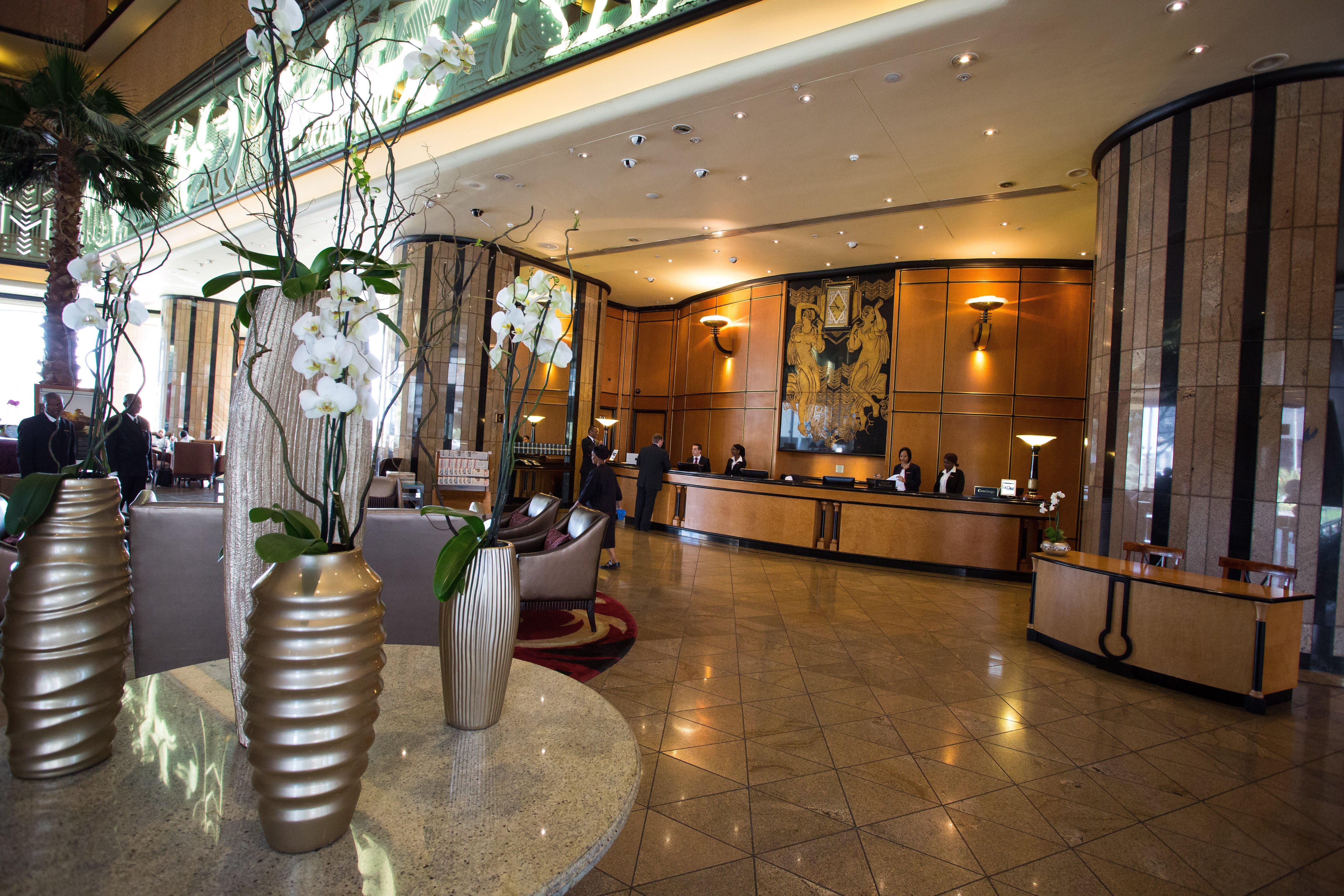 Intercontinental Johannesburg Sandton Towers, An Ihg Hotel エクステリア 写真
