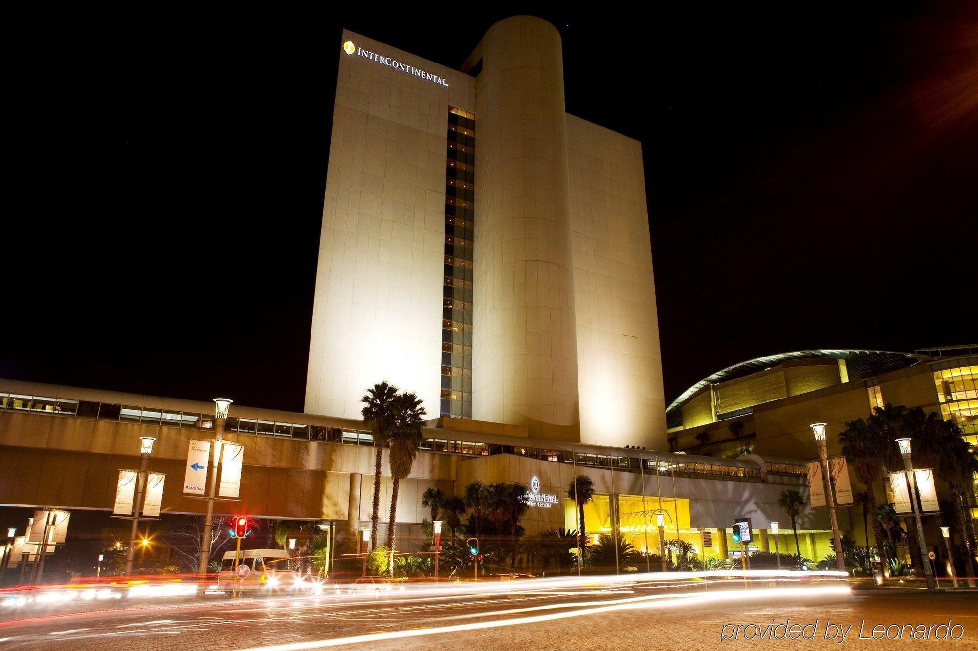 Intercontinental Johannesburg Sandton Towers, An Ihg Hotel エクステリア 写真