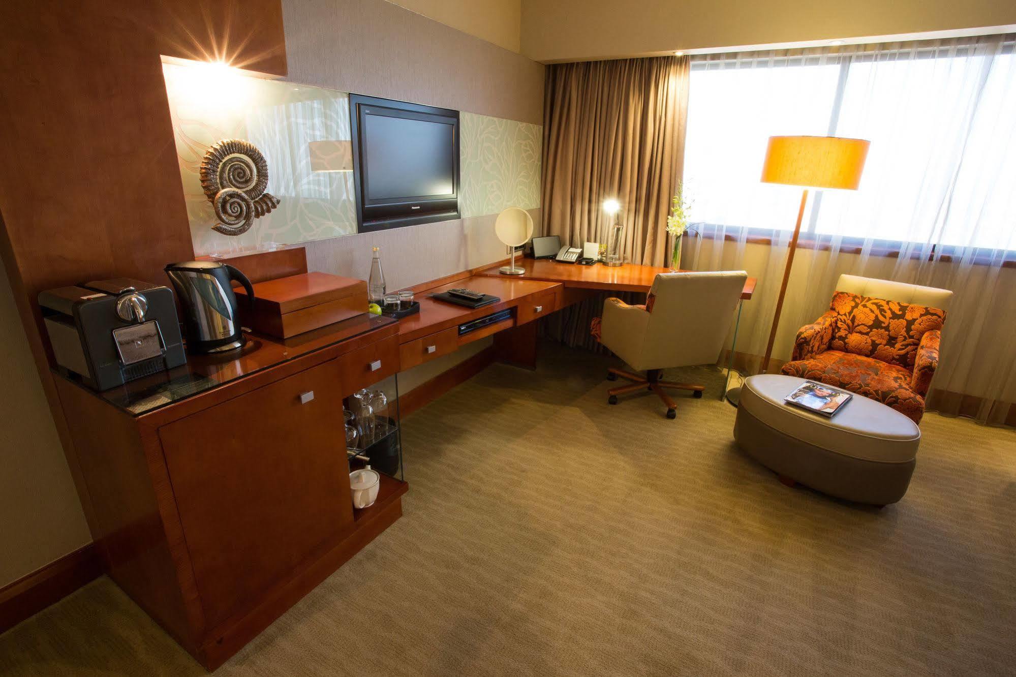 Intercontinental Johannesburg Sandton Towers, An Ihg Hotel エクステリア 写真